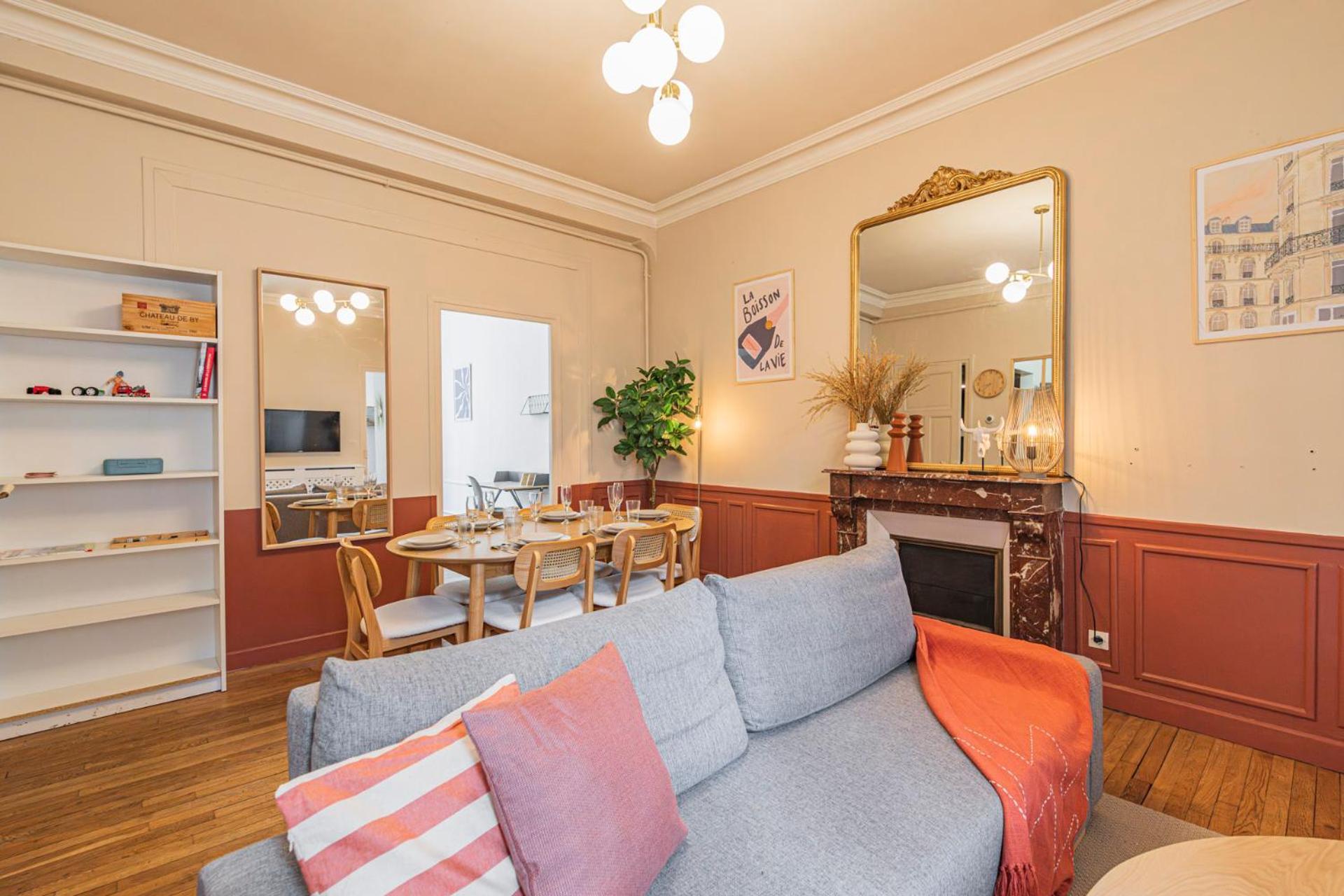 L'Haussmannien - Spacieux 4 Chambres - Centre - Gare Реймс Екстериор снимка