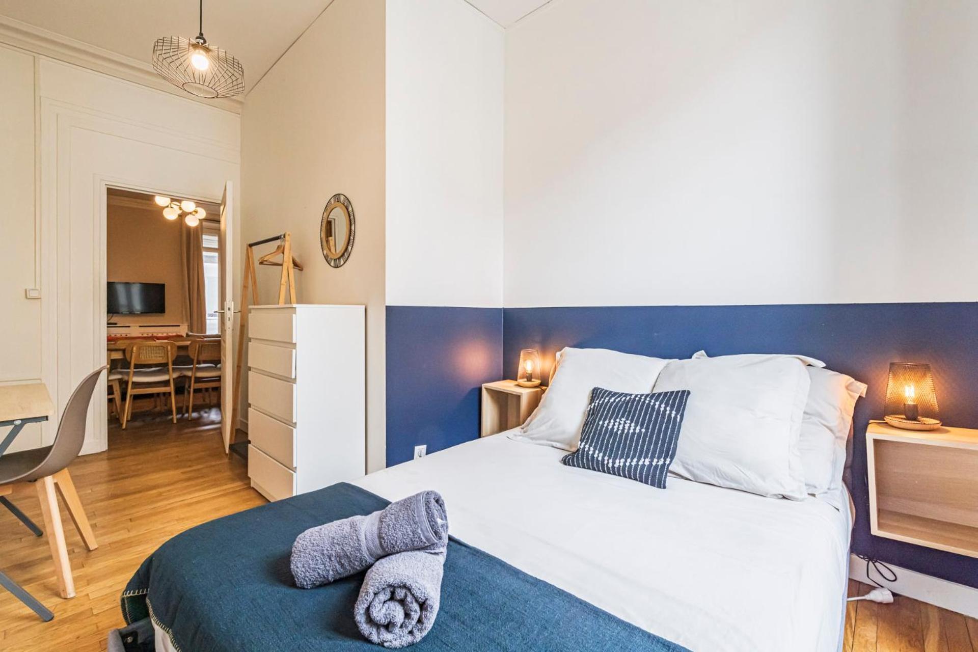 L'Haussmannien - Spacieux 4 Chambres - Centre - Gare Реймс Екстериор снимка