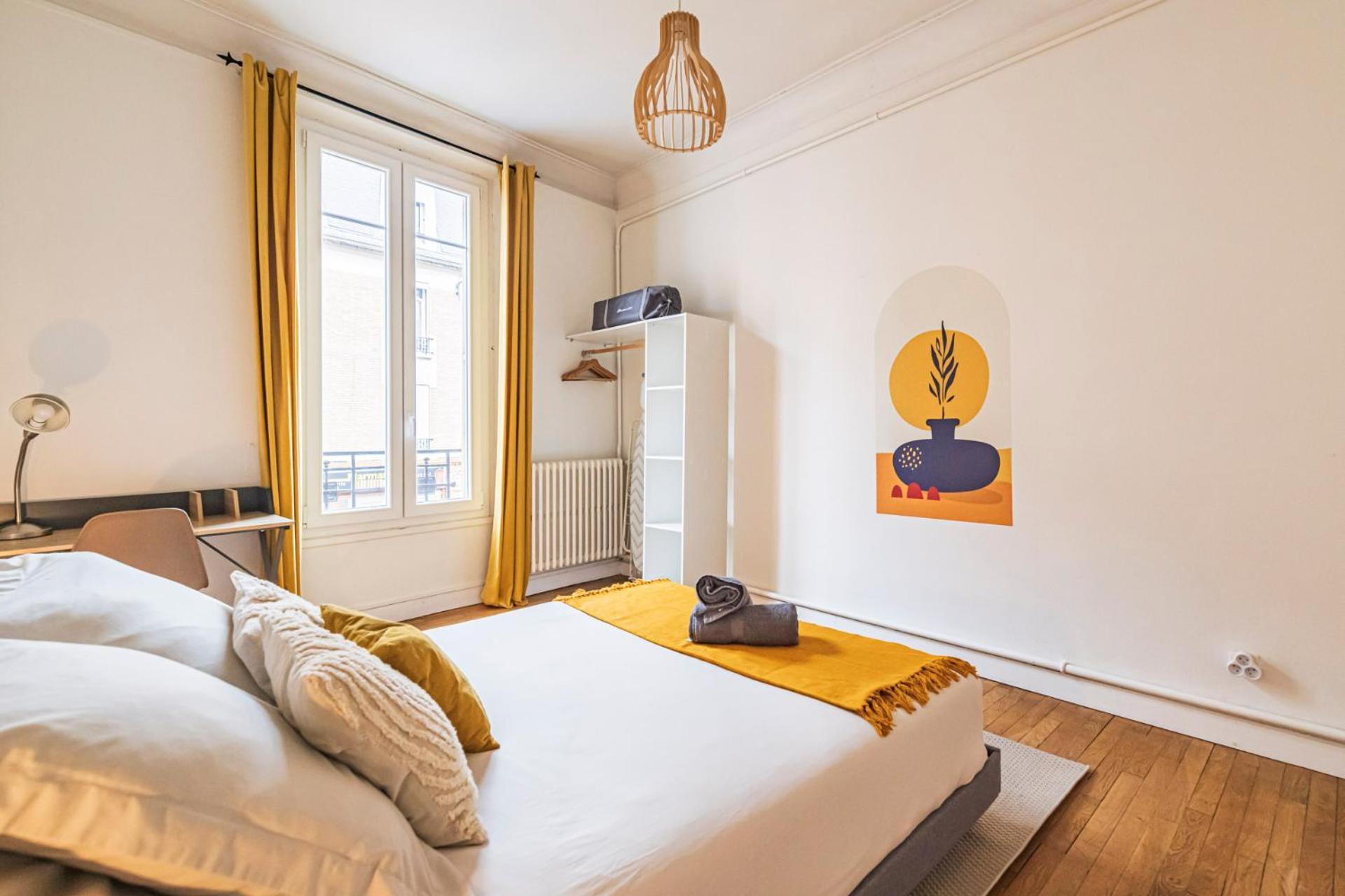 L'Haussmannien - Spacieux 4 Chambres - Centre - Gare Реймс Екстериор снимка