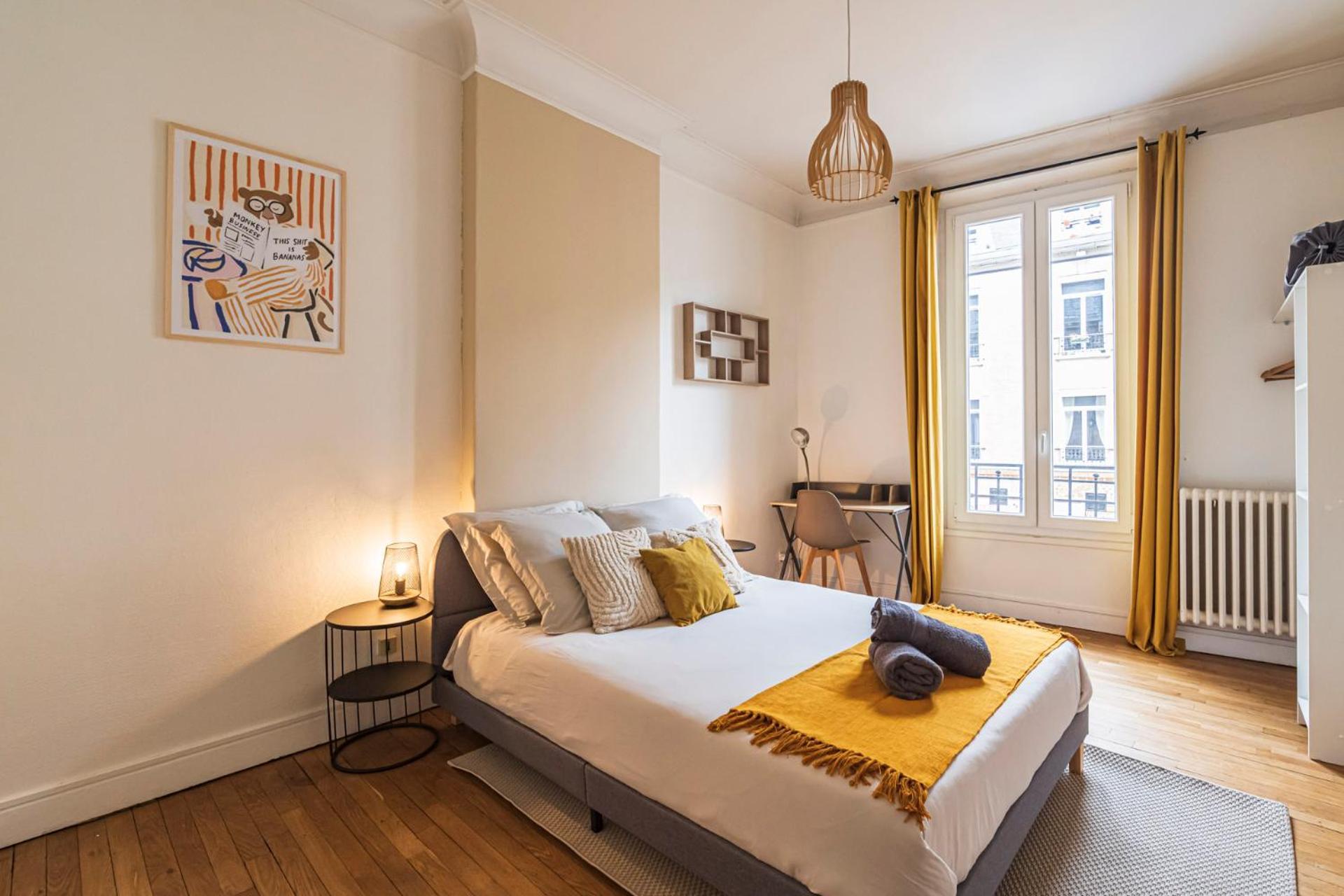 L'Haussmannien - Spacieux 4 Chambres - Centre - Gare Реймс Екстериор снимка